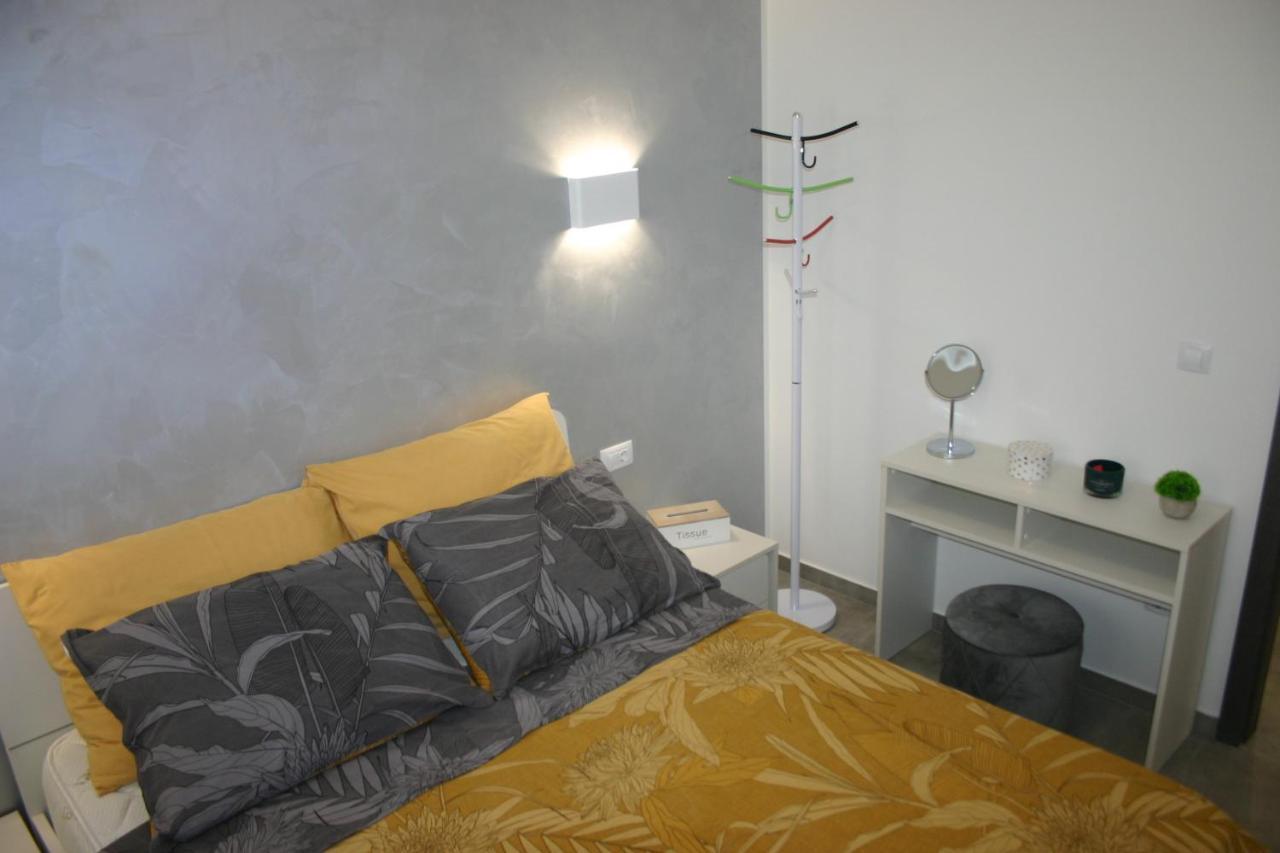 Next Door Apartment Maro & Ivan Njivice Exterior photo