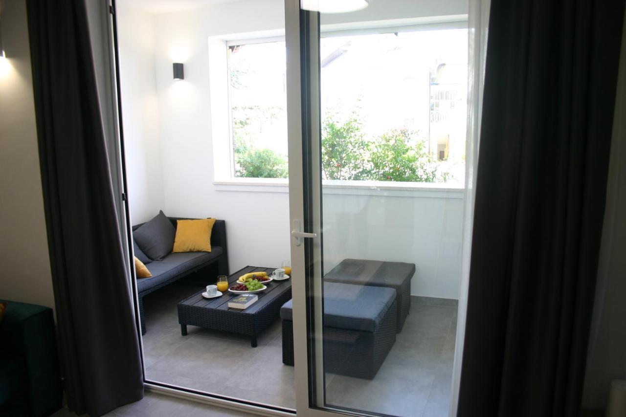 Next Door Apartment Maro & Ivan Njivice Exterior photo